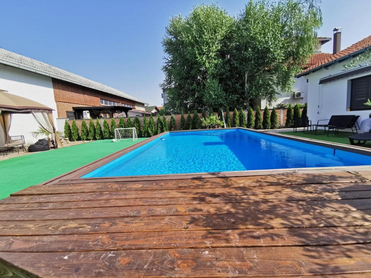 Excellent Time Apartman Belgrád Kültér fotó